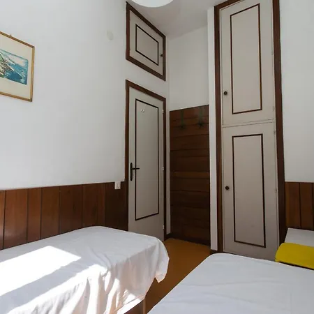 M027 - Marcelli, Trilocale Con Terrazzo A 150 Metri Dal Mare Apartamento Marcelli