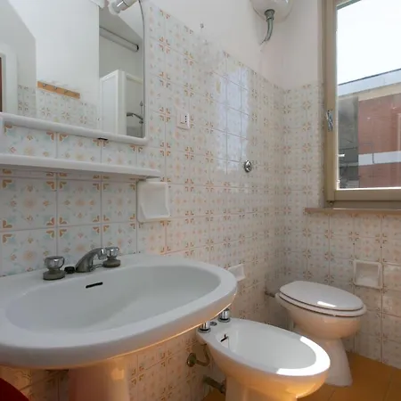 M027 - Marcelli, Trilocale Con Terrazzo A 150 Metri Dal Mare